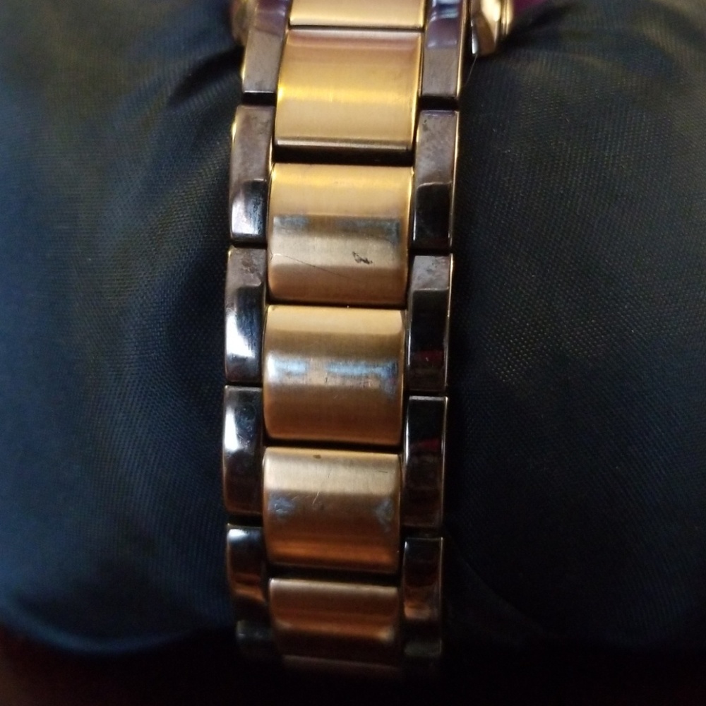 Fossil Watch - Picture 3 of 3